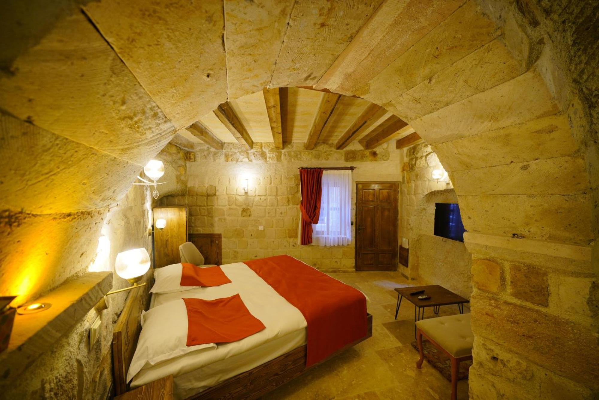 Hotel Vezir Cave 2*