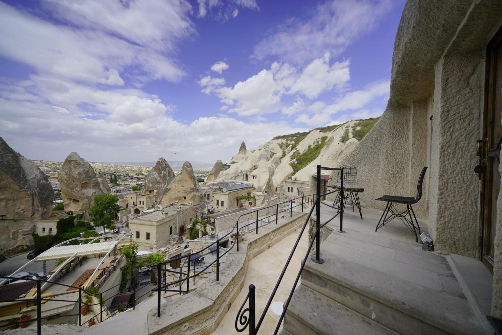 Hotel Vezir Cave